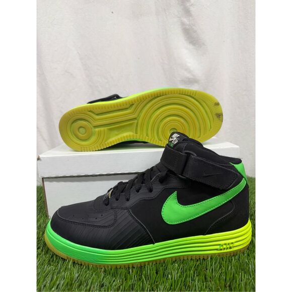 Sz 10 - Nike Lunar Force 1 Leather Black Green neon LTHR (555089-004) - Picture 1 of 8